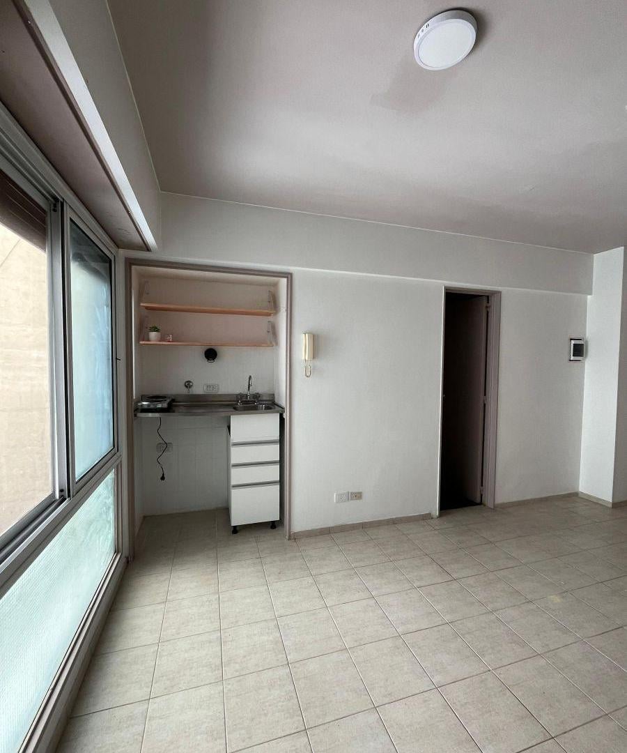 Foto de Departamento de 25 m² con 1 ambiente en alquiler en Almagro Norte, imagen 3