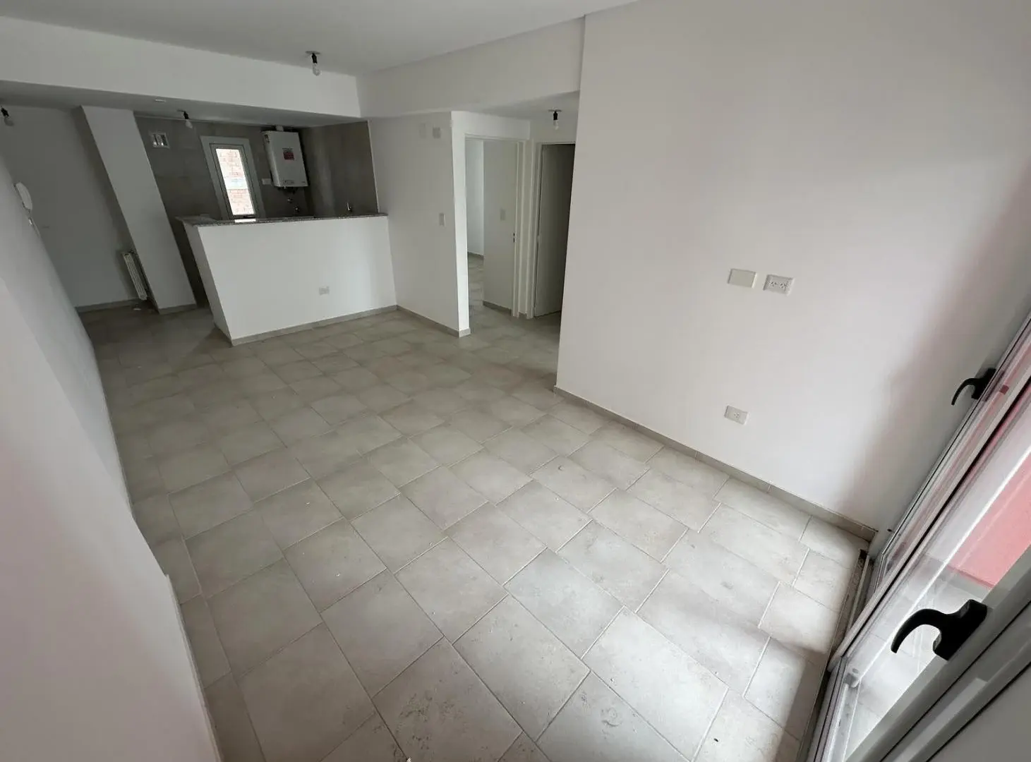 Departamento en Área Centro Este 5