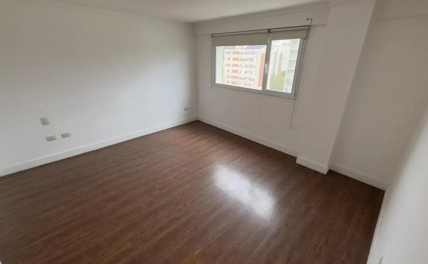 Departamento en Área Centro Este 4