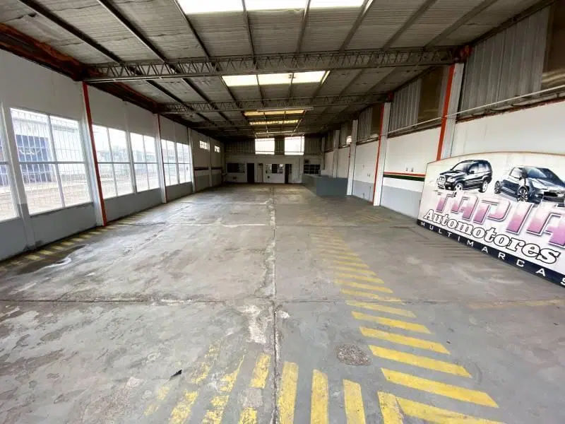 GALPON 300m2 FRENTE A RUTA 22 BARRIO CANAL V 2
