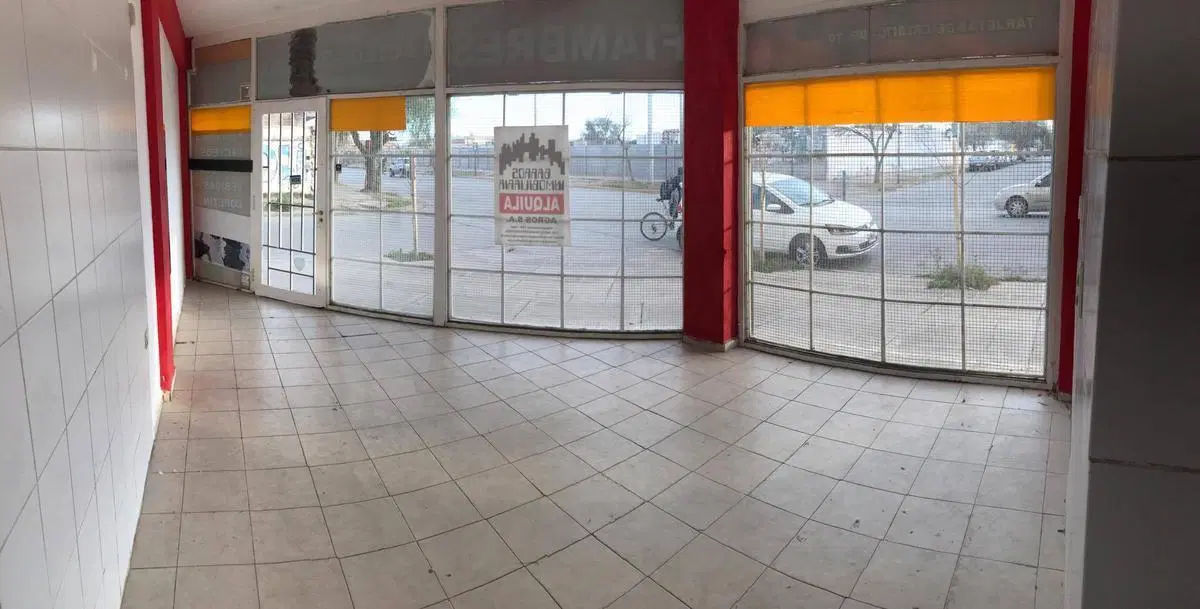 Local - Mariano Moreno 2