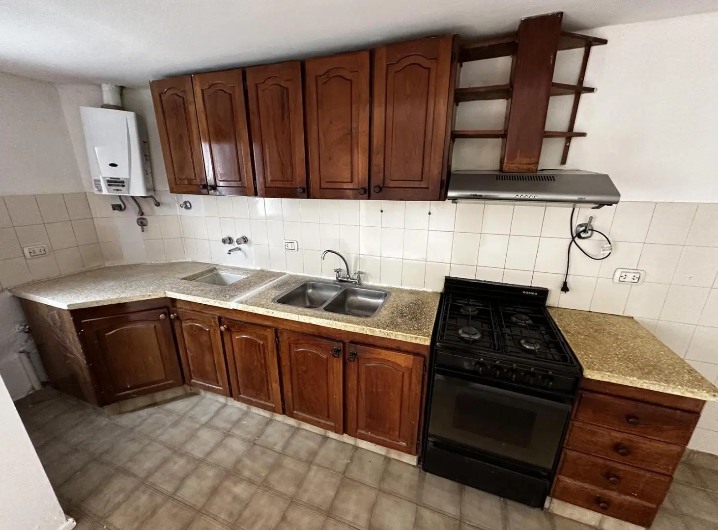 Departamento en Área Centro Este 4
