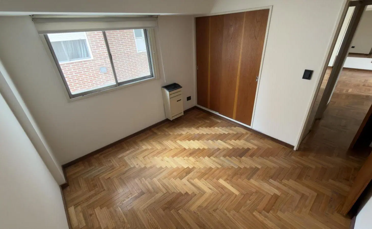 Departamento en Área Centro Este 4