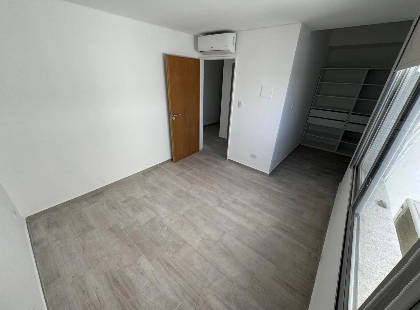 Departamento en Santa Genoveva 4
