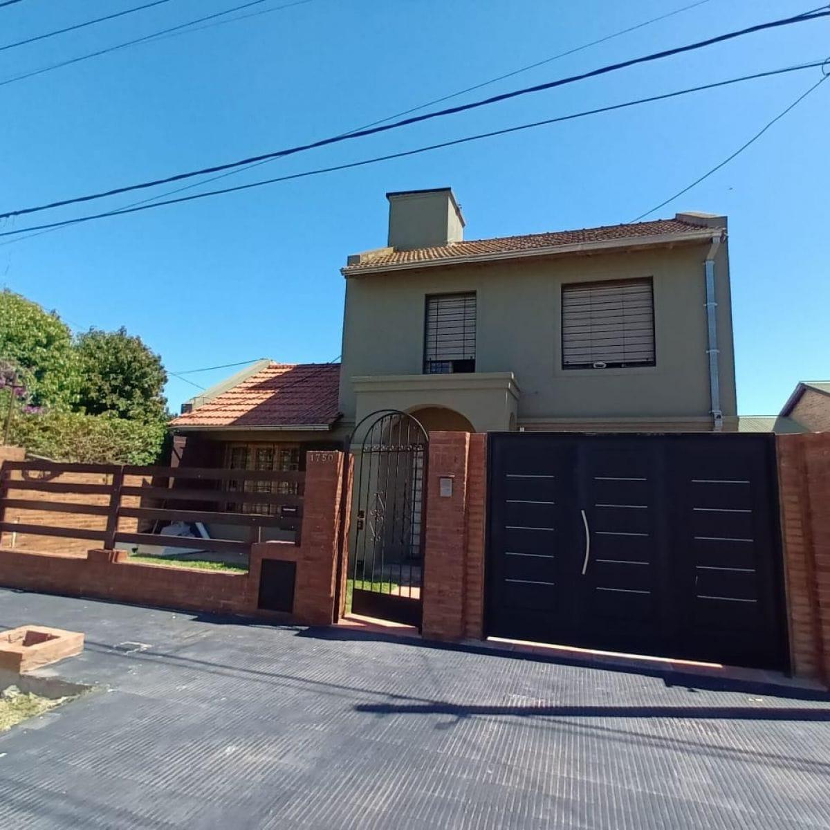 Casa en Venta - Funes 4