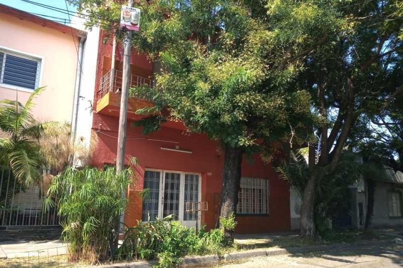 Casa con Departamento en Venta en Haedo Sur 3