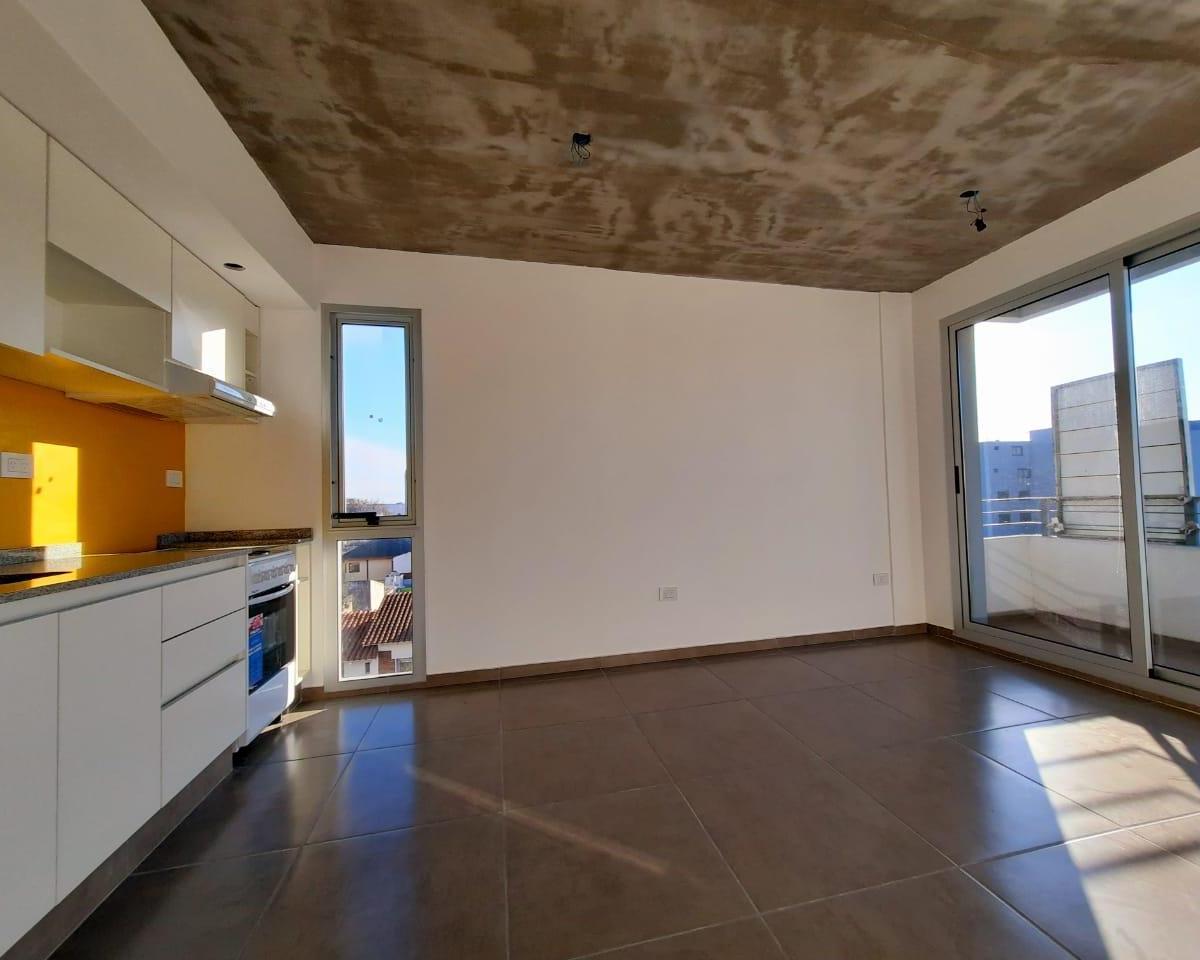 Departamento 2 ambientes - Morón - Semipiso