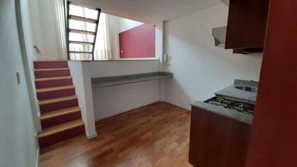Alquiler Departamento tipo Triplex con cochera – Castelar Norte