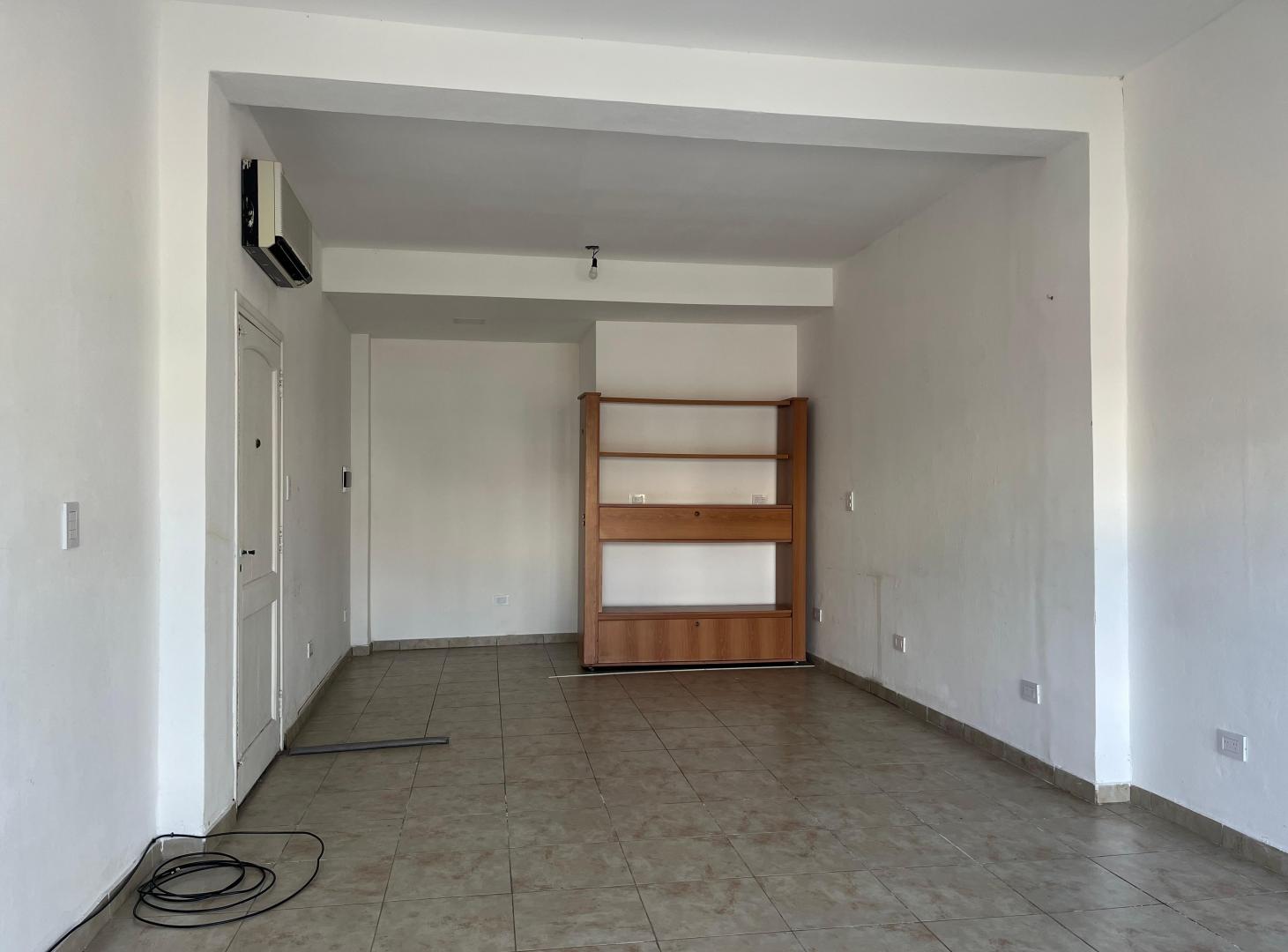 Foto de Local Comercial - Ituzaingo Norte, imagen 1