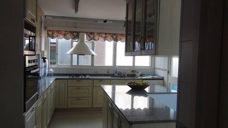 Barrancas de Belgrano Torre Piso 4 Dorm. con 2 Cocheras 5