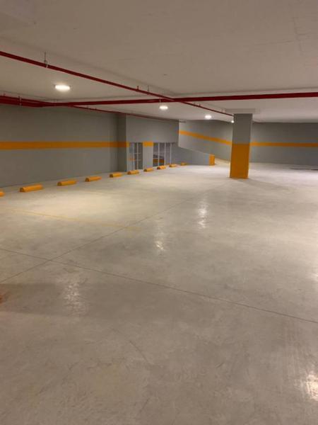 PARKING A ESTRENAR DE 3000M2