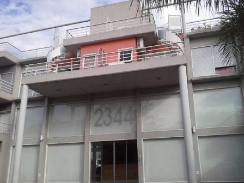 COCHERA EN COMPLEJO ARISTOBULO DEL VALLE 2344