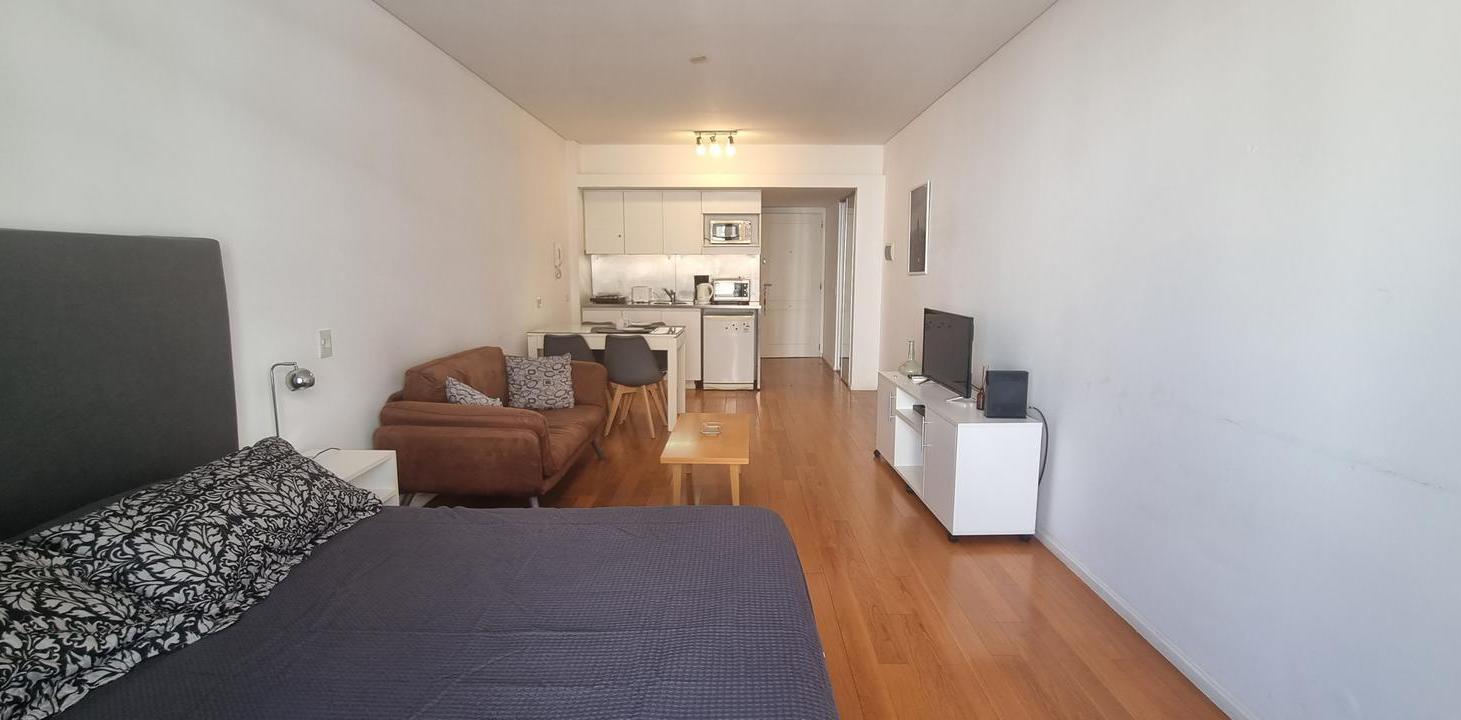Departamento amueblado Precio paquete- Pileta- Seguridad 24 hs- Gym y Laundry- Apto Profesional