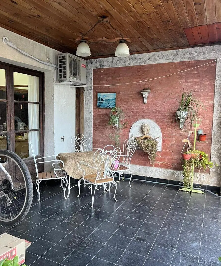 HERMOSA CASA 5 AMB CON QUINCHO Y PILETA 3