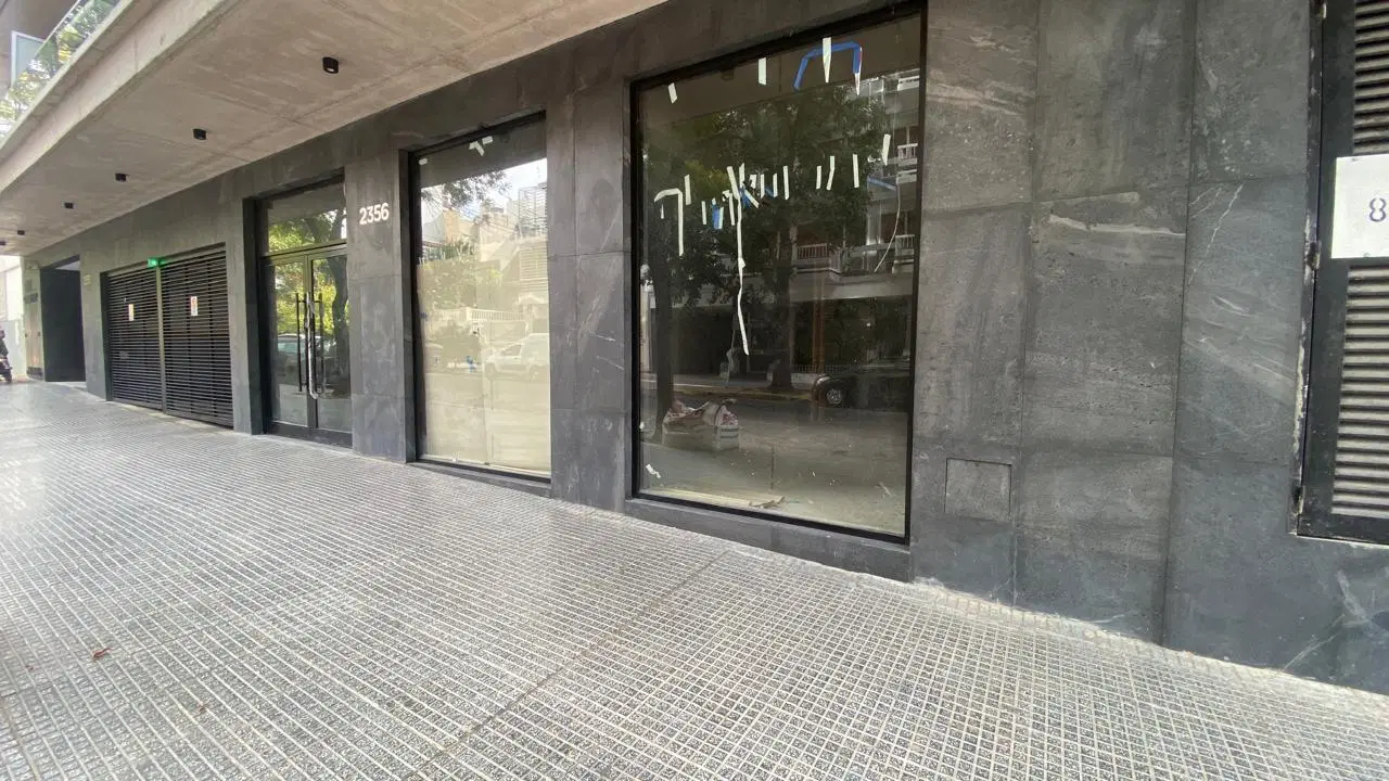Local en venta con renta en USD en Núñez!!! 1