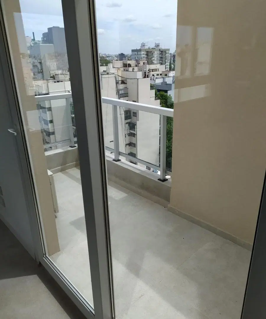DUPLEX DE 2 AMBIENTES CON BALCÓN - VISTA PANORÁMICA! 3