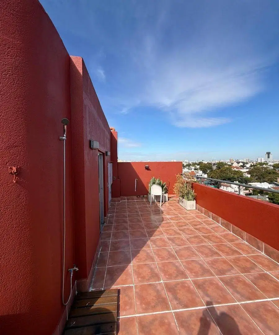 Departamento con terraza en Florida 5