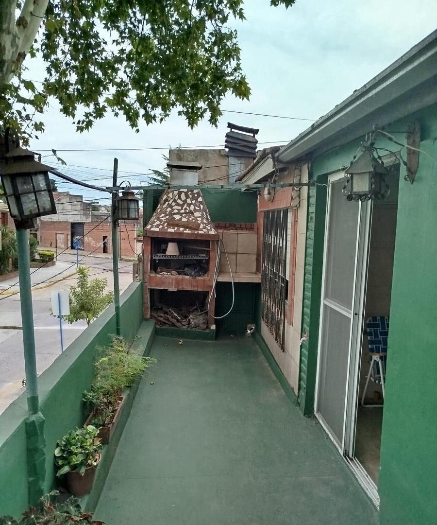 Foto de PH de 5 ambientes en Venta en Santos Lugares, imagen 3