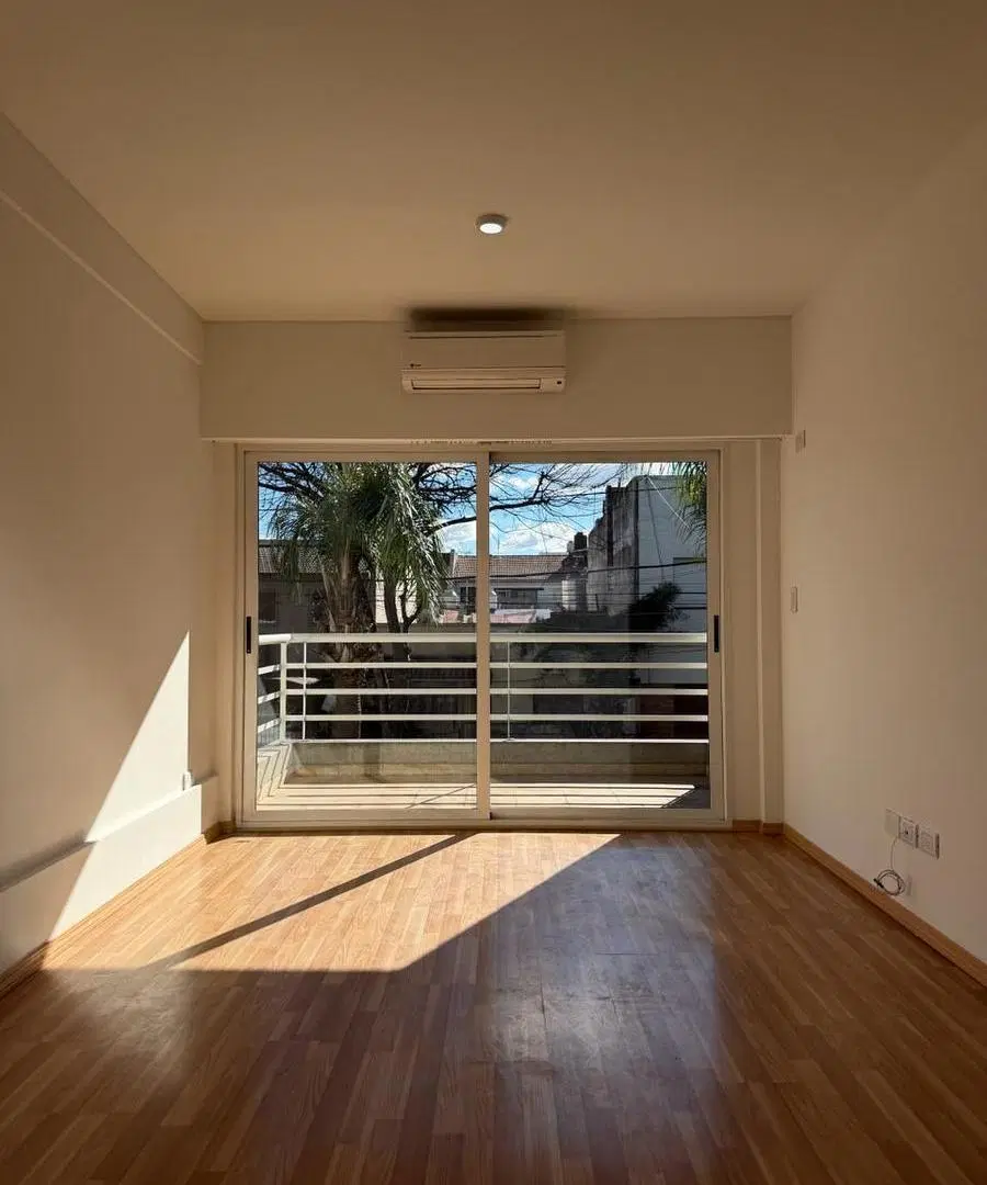 Departamento en Florida 5