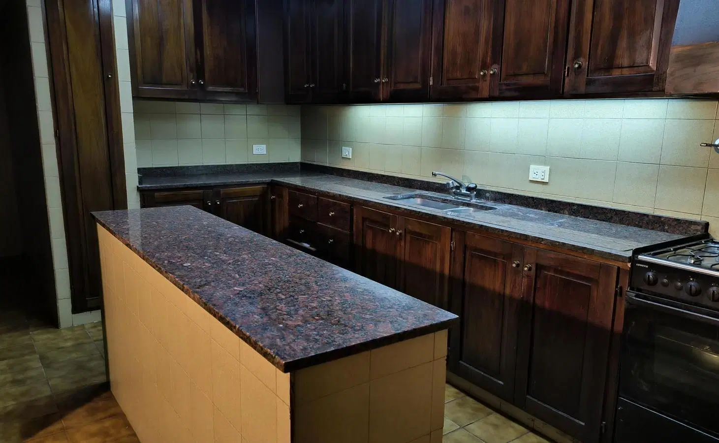 EXCELENTE LOTE EN INMEJORABLE UBICACIÓN DE CABALLITO NORTE 8