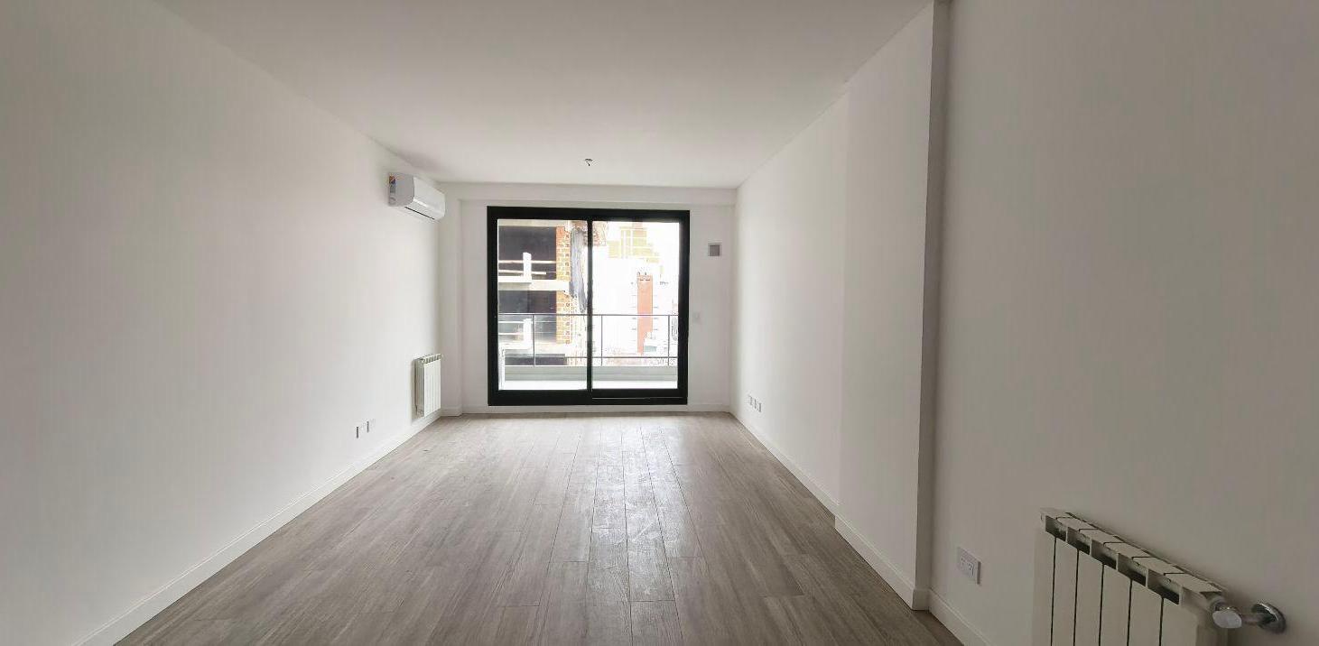 Foto de A estrenar! Impecable departamento con Amenities a pasos de Cabildo., imagen 3