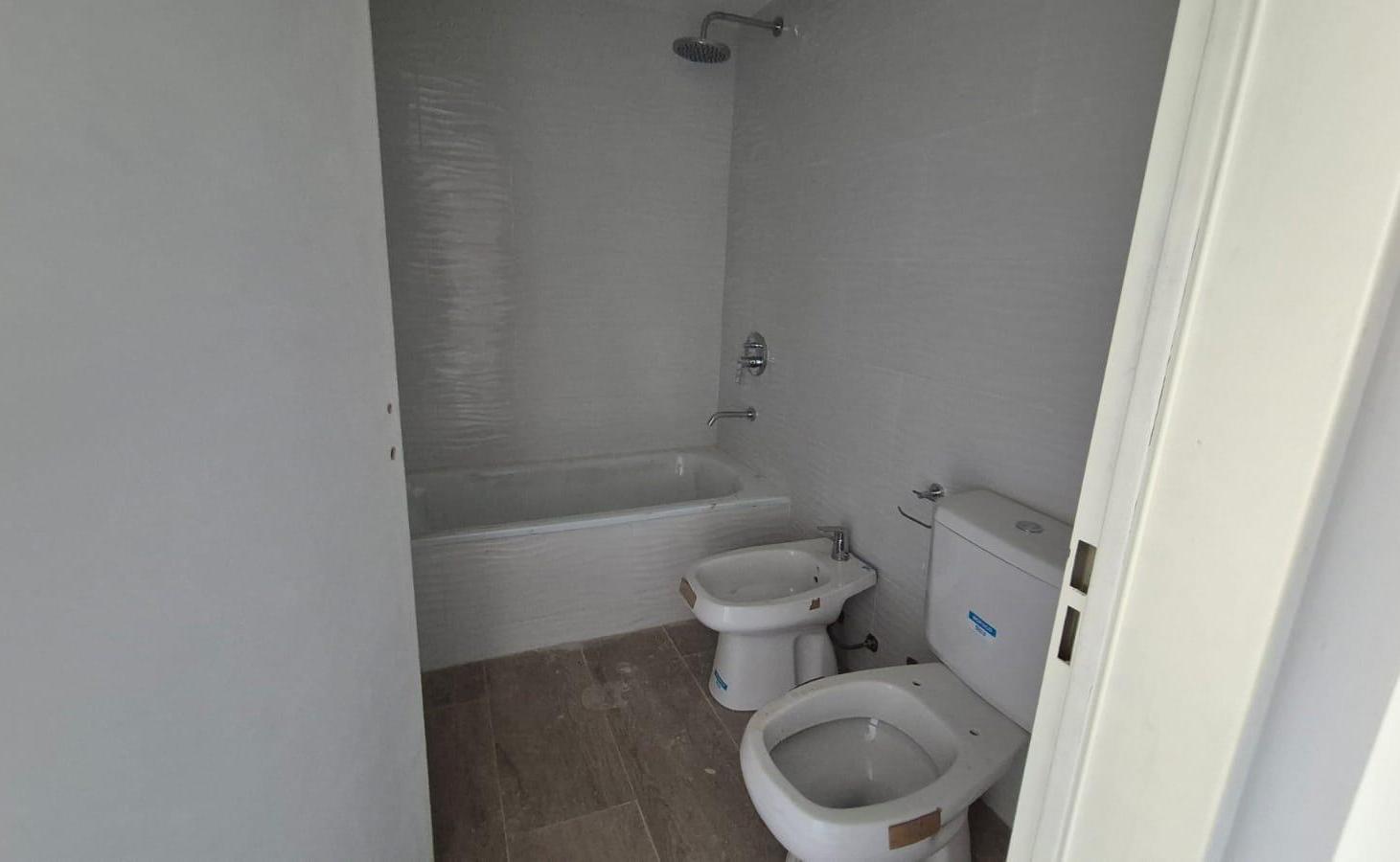 Foto de Excelente 3 ambientes a estrenar en Mega edificio , todos los, imagen 5