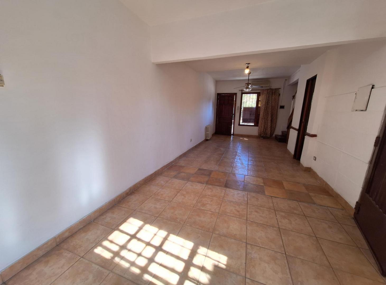 Foto de Duplex , Ph ,Casa - Muñiz - San Miguel con patio, parrilla y garage, imagen 2