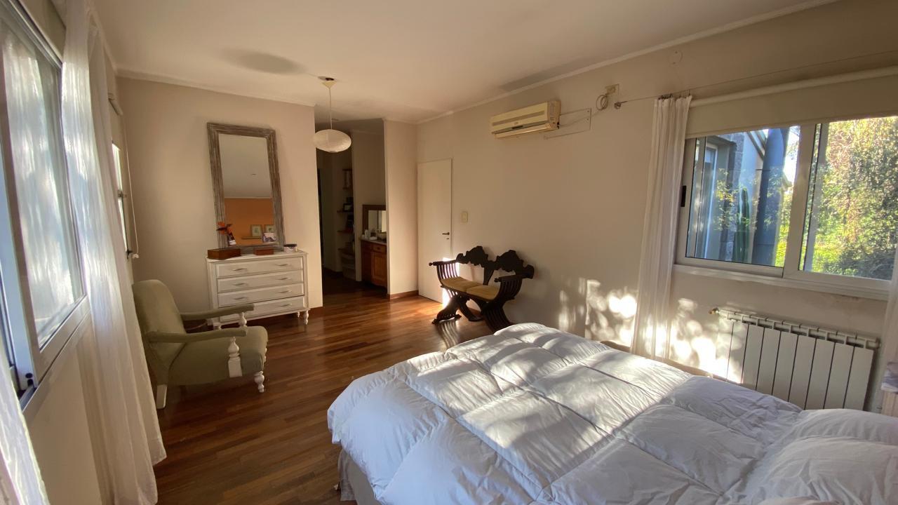 Foto de Casa 5 Ambientes en Los Jazmines Pilar del Este. Apta Crédito. Jardín y, imagen 4