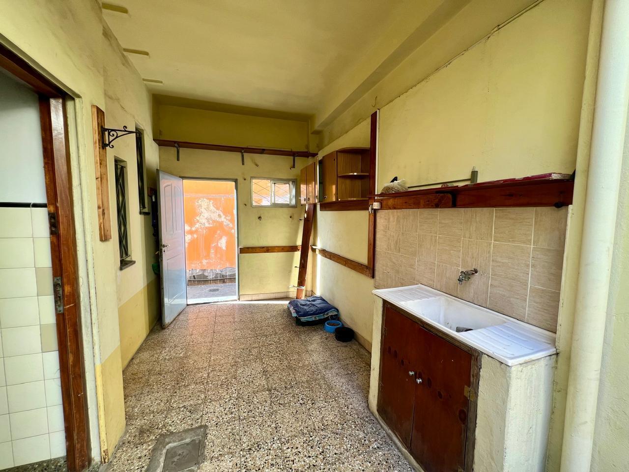 Foto de Casa Multifamiliar en lote de 300 m2! 2 Viviendas independientes! Ideal, imagen 1
