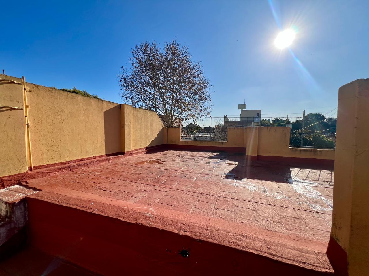Foto de Casa Multifamiliar en lote de 300 m2! 2 Viviendas independientes! Ideal, imagen 4