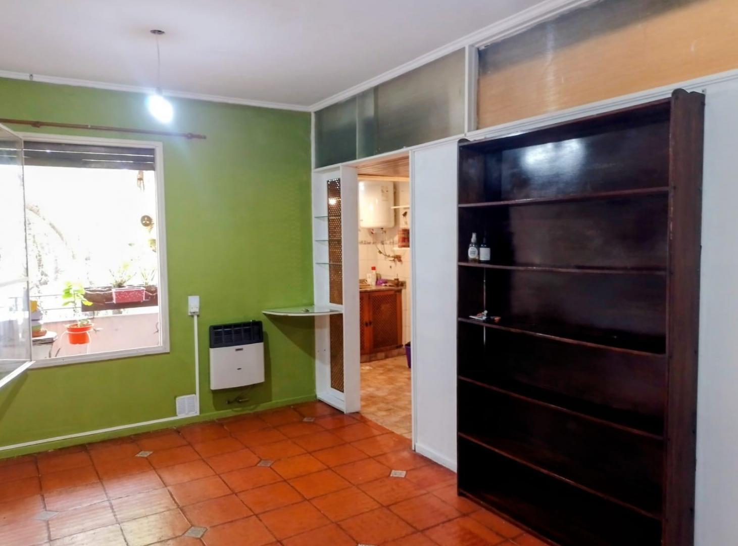 Foto de Alquiler dpto 2 ambientes con balcón en Villa Devoto, imagen 2