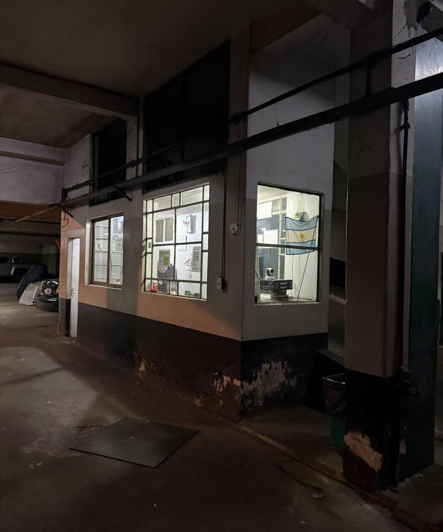 Foto de ESTACIONAMIENTO DE 1360 M2, imagen 2