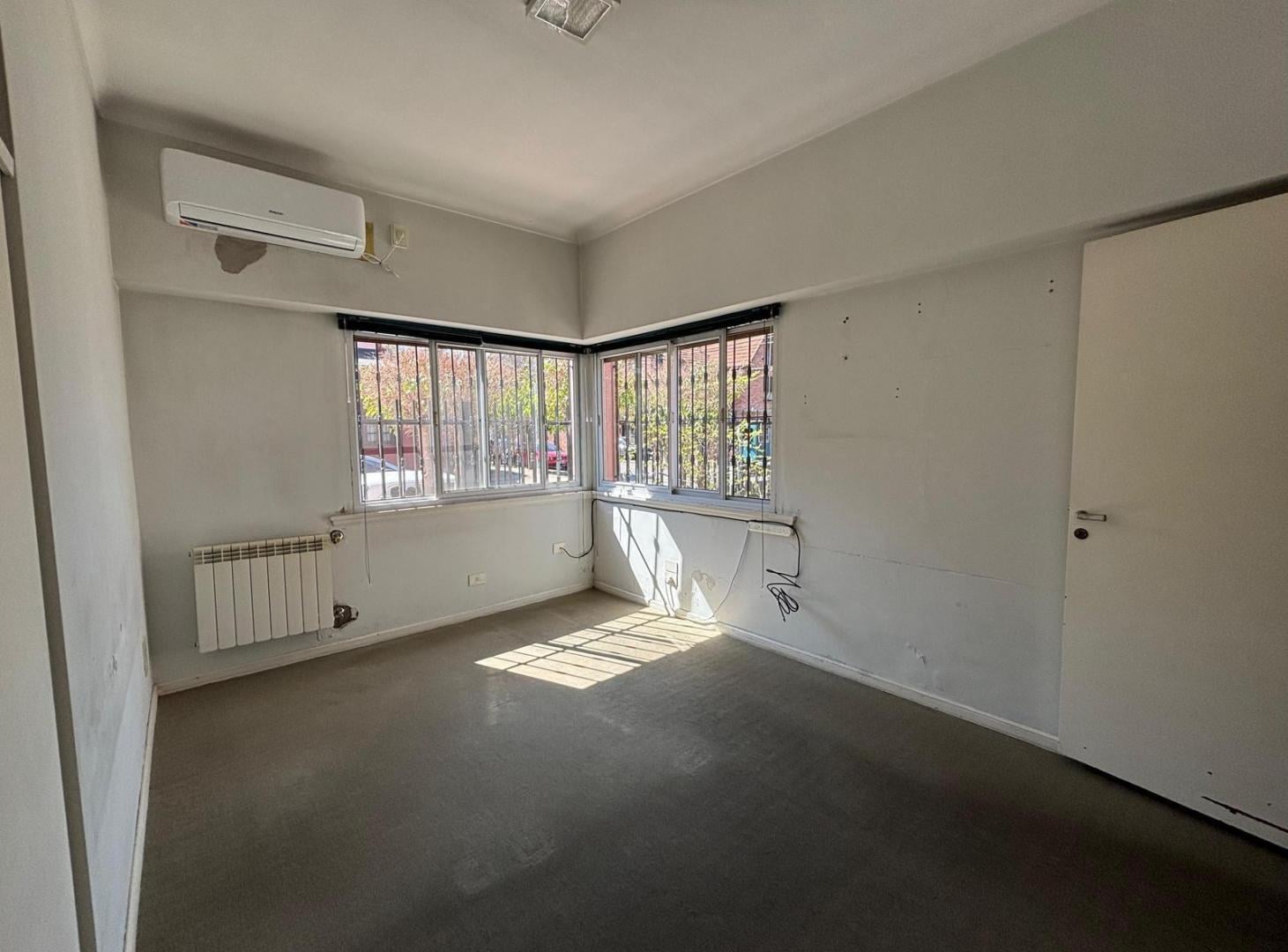 Foto de Casa en esquina de 4 ambientes en el centro de Martínez, imagen 2