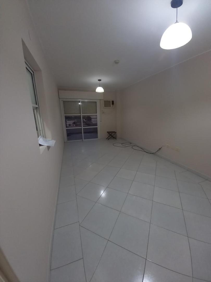 A. Illia 644 "Torre Illia" Dpto. 1 Dorm. + Cochera. 4