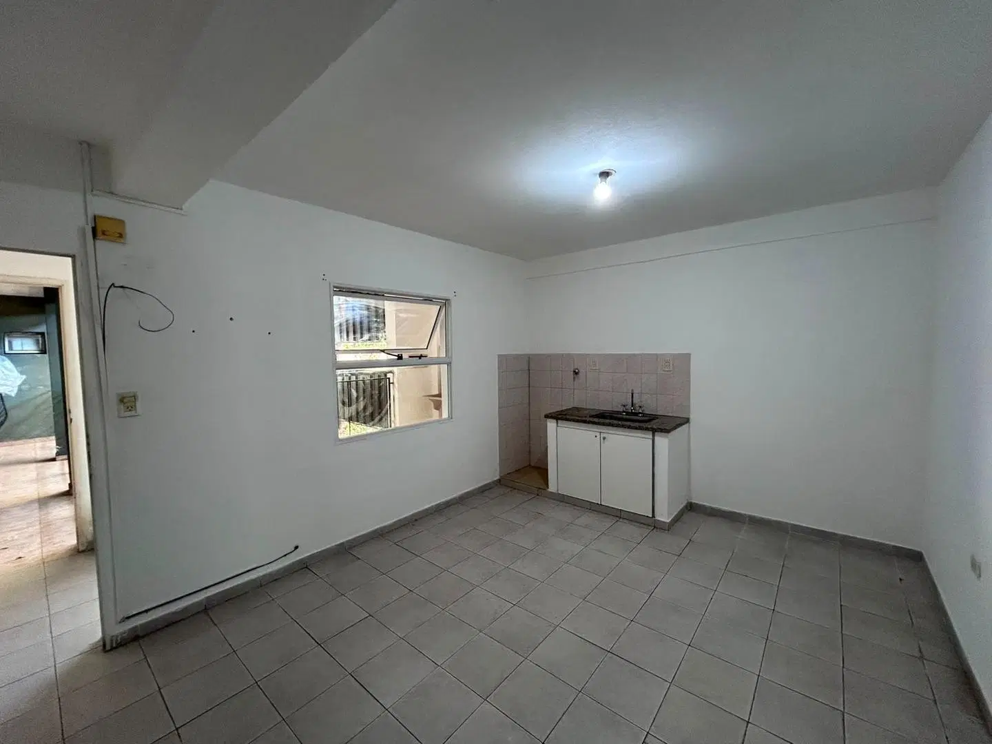 Peron 1562- 1 Dormitorio.- 4