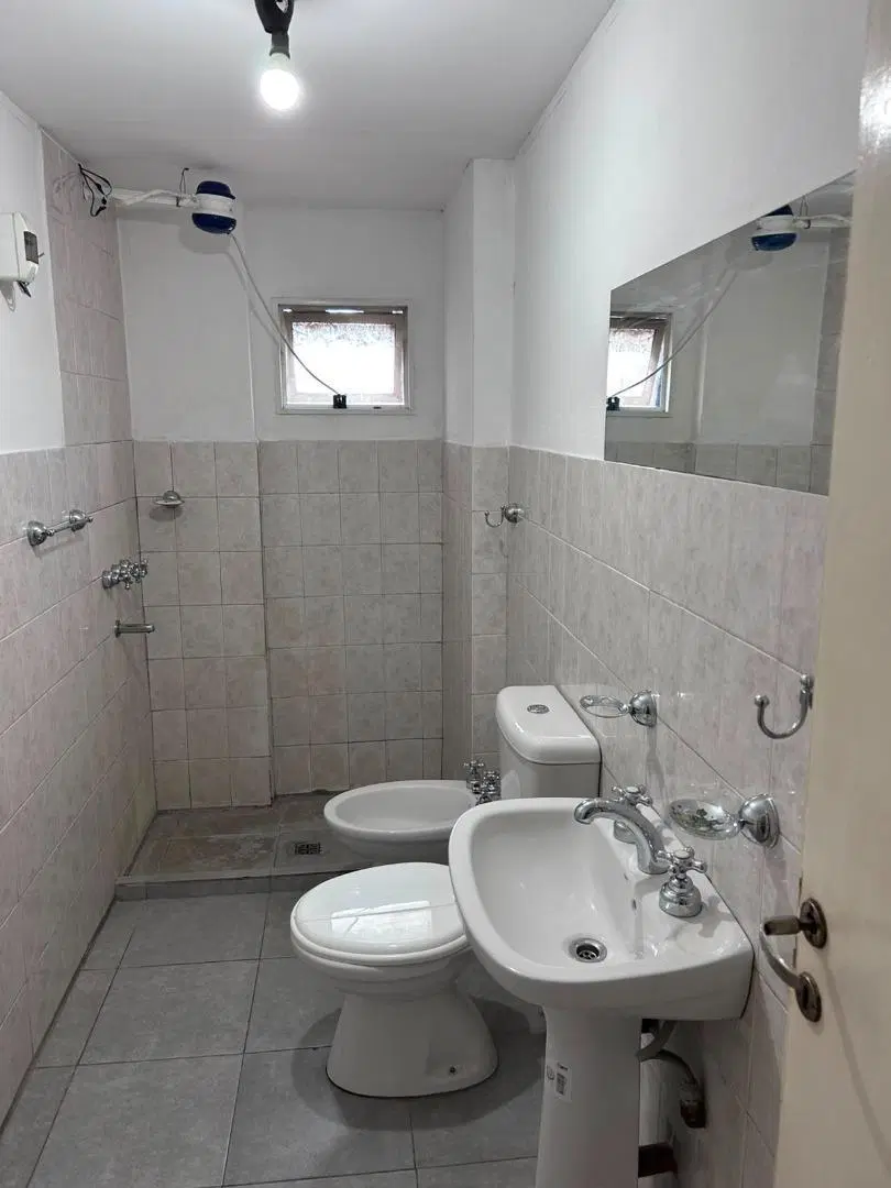 Peron 1562- 1 Dormitorio.- 2