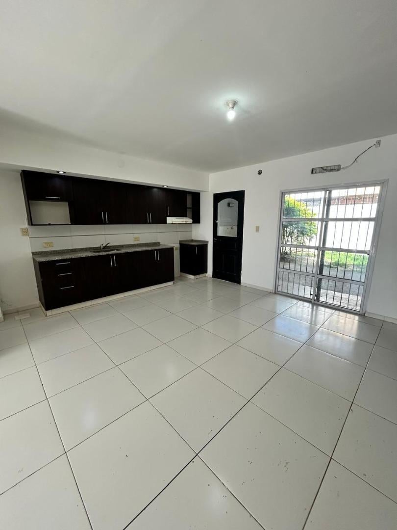 Foto de Pasaje Crisanto Dominguez 3585- Casa 2 dormitorios, imagen 4