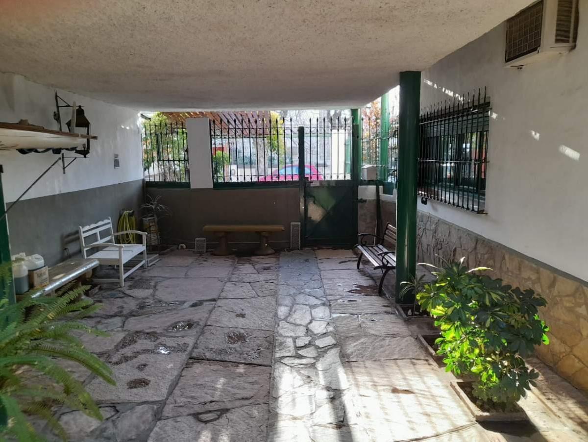 Ideal Empresa. Casa de Mas 180 m². Excelente Ubicacion! 5