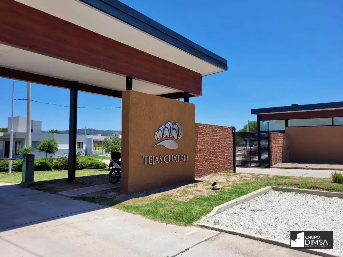 Lote con Vistas a las Sierras y Listo para Construir. TEJAS 4 1
