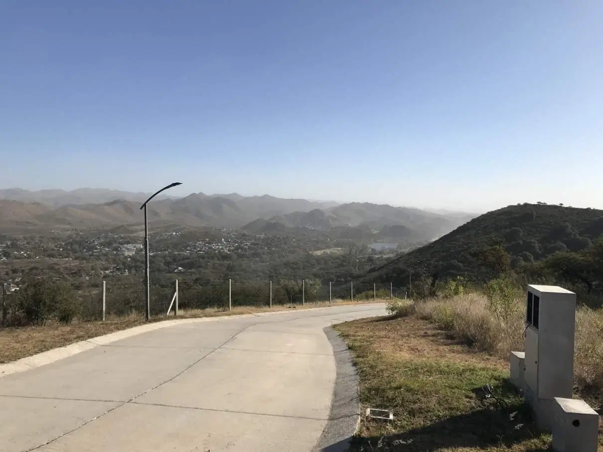 LA DESEADA Mejor Zona Vistas casi 360grados 1300m2 Mz 10 L 05 4
