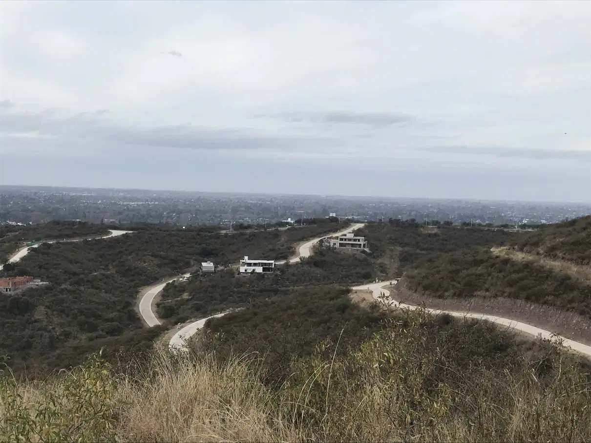 LA DESEADA Mejor Zona Vistas casi 360grados 1300m2 Mz 10 L 05 3