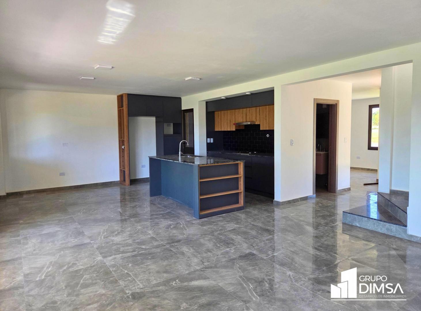 A Estrenar! Casa en Venta 3 Dorm de Diseño Bien Pensado. Barrio Privado Tejas IV