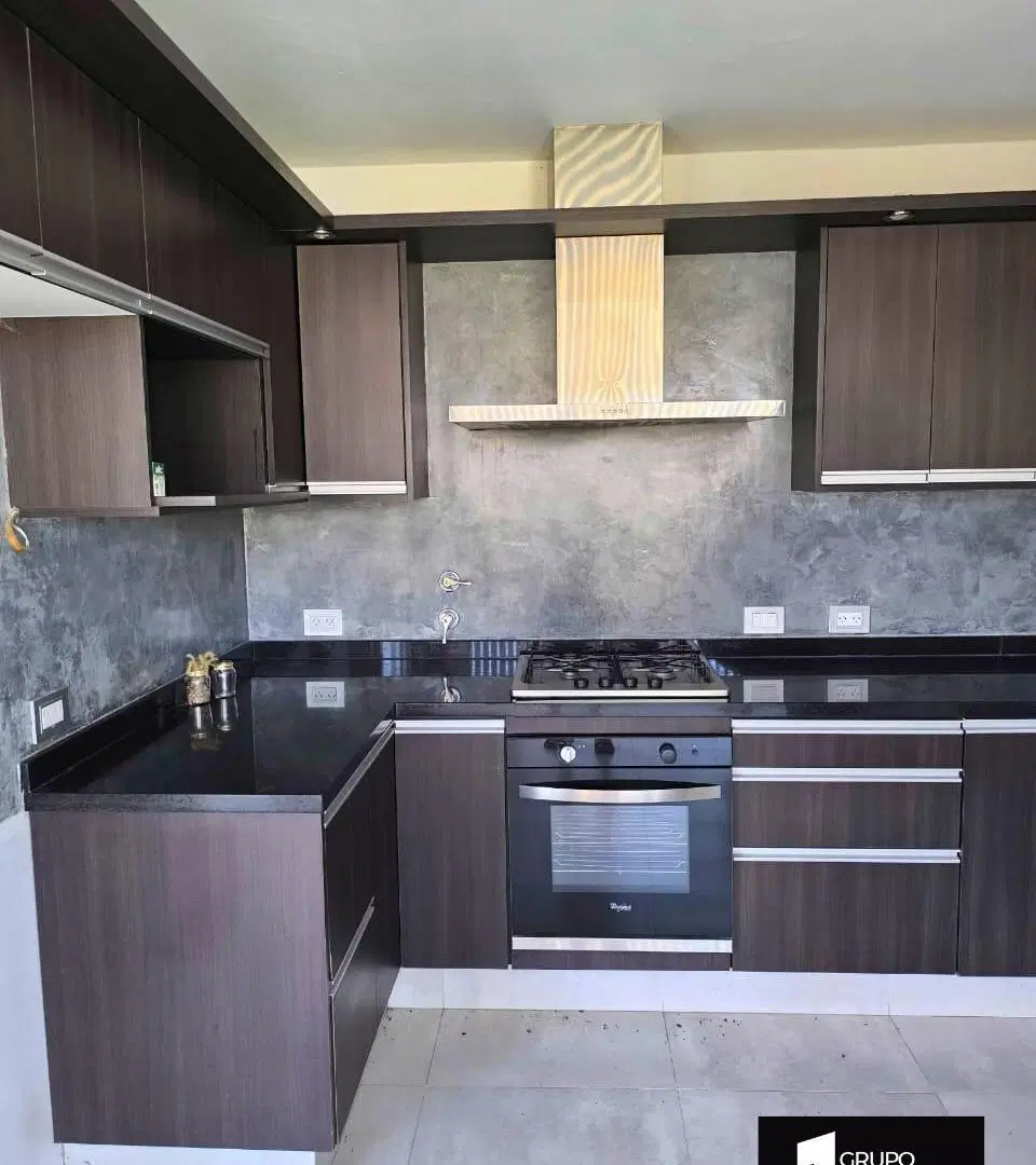 Casa en Venta en Tejas Cuatro Vistas a las Sierras, seguridad y Calidad Premium (ALQUILADA) 3