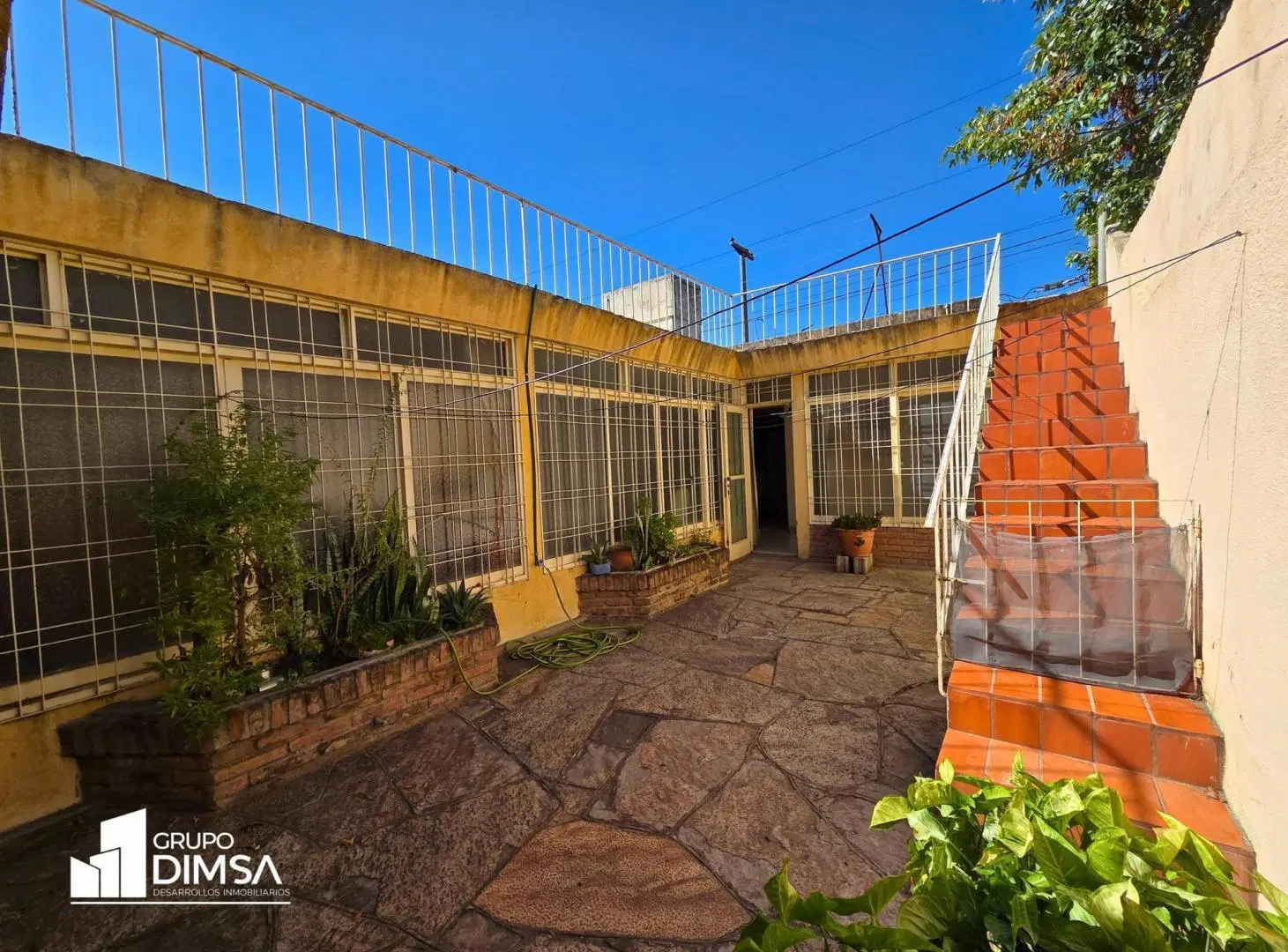 Zona Sur, Casa amplia, 4 Dormitorios, Ideal para vivienda más Emprendimiento 8