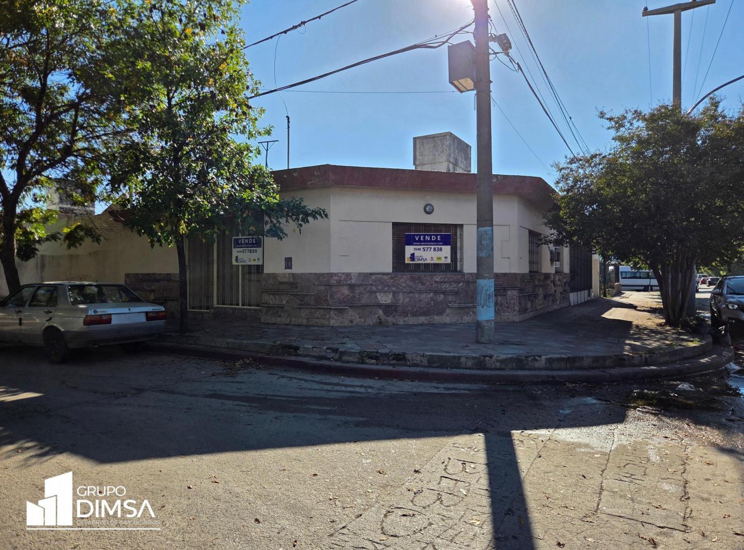 Zona Sur, Casa amplia, 4 Dormitorios, Ideal para vivienda más Emprendimiento