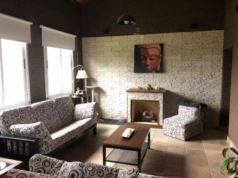 Foto de CASA CUATRO AMBIENTES EN PUNTA MOGOTES, imagen 2