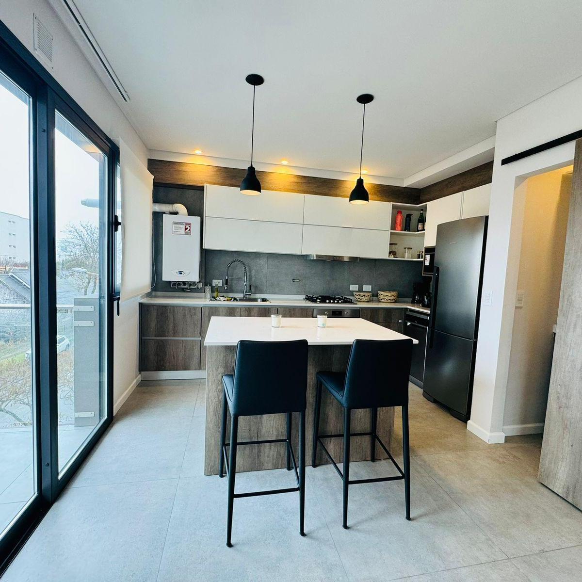 Departamento en Las Heras 3200 de Cuatro Ambientes con Terraza Privada y Cochera 5