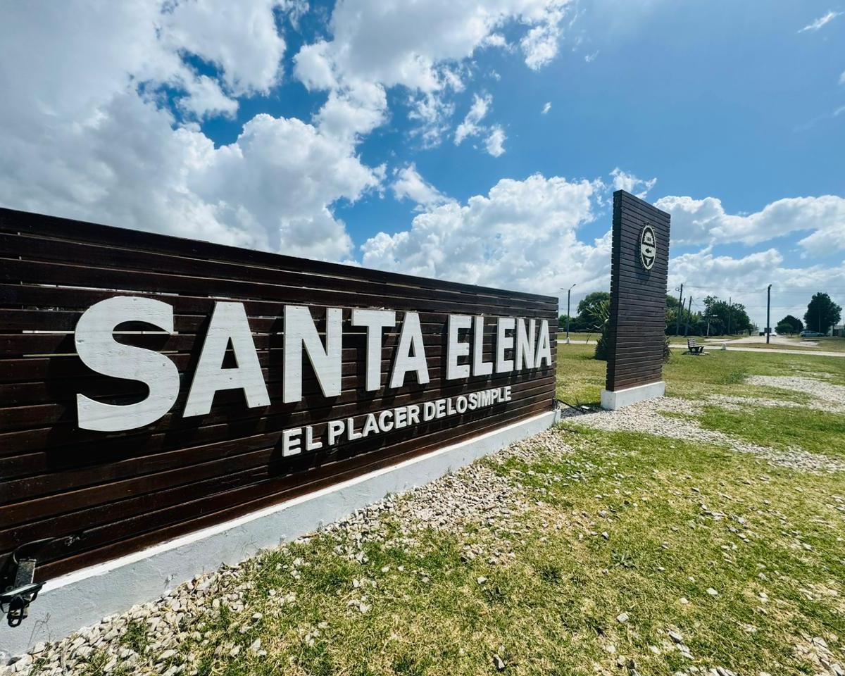 Terreno en Santa Elena 4