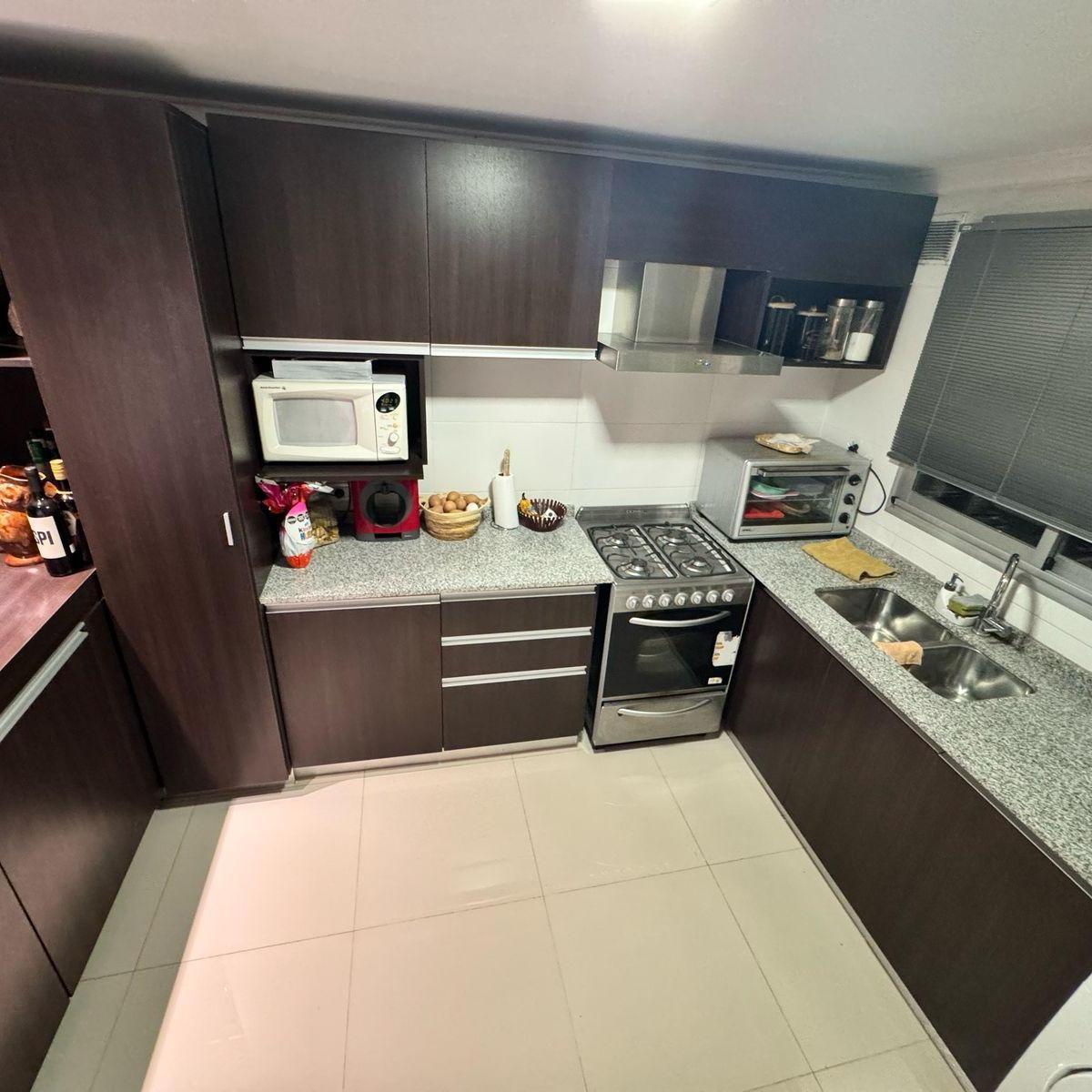 Departamento en Catamarca 3600 de cuatro ambientes con cochera