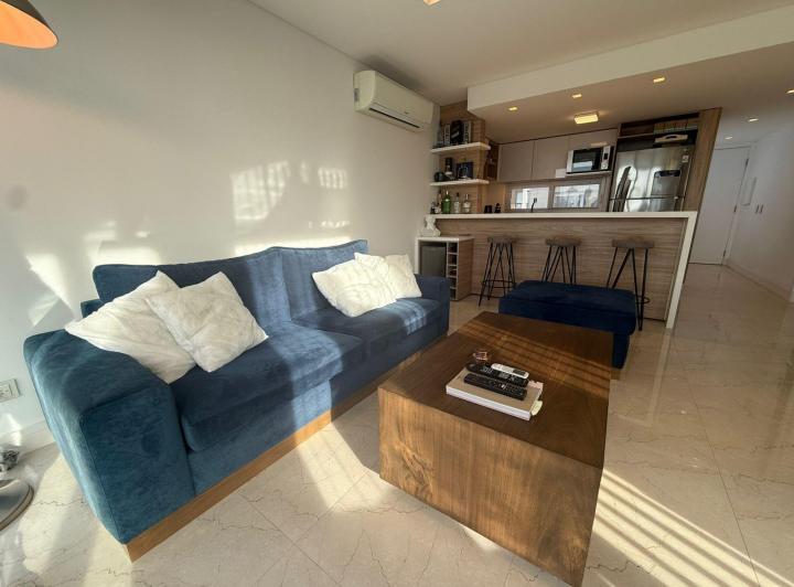 Foto de Venta departamento 2 ambientes de categoría con cochera y baulera, imagen 3